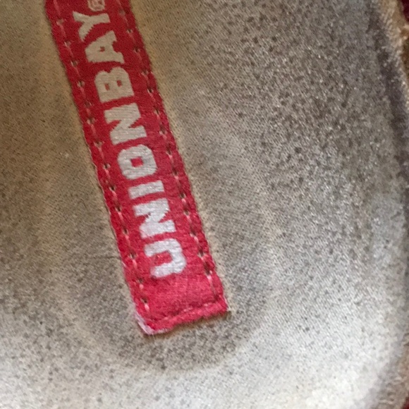 Sandals - Picture 3 of 3